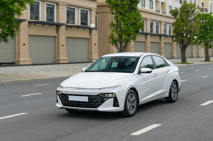 Hyundai Accent rẻ, đẹp, tích hợp công nghệ an toàn Hyundai Smartsense tương tự ADAS
