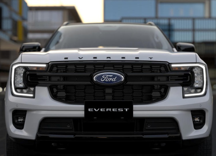 Cận cảnh xe Ford Everest Sport phiên bản đặc biệt vừa ra mắt