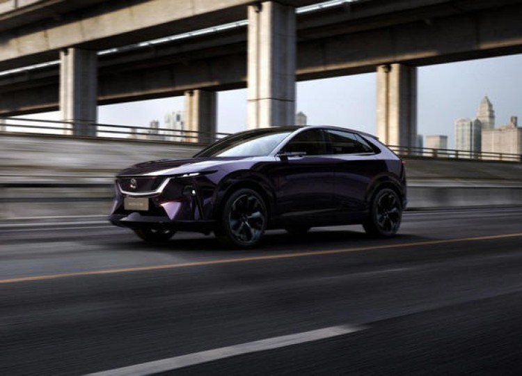 Mazda EZ-60 ra mắt: SUV lớn hơn CX-5, màn khổng lồ, có bản điện 600km/sạc