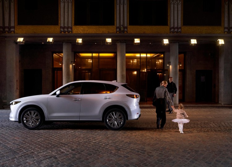 New Mazda CX-5 2.0L Luxury Tự động 6 cấp FWD