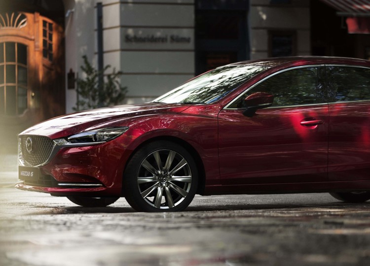 Mazda 6 2.0L Premium GTCCC Tự Động 6 Cấp FWD