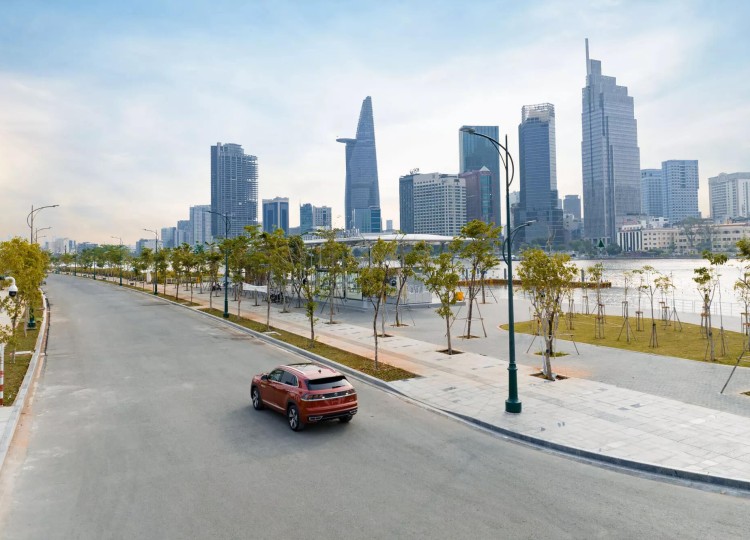 Volkswagen Teramont X Platinum SUV 2.0 TSI Turbo hộp số tự động DSG 7 cấp