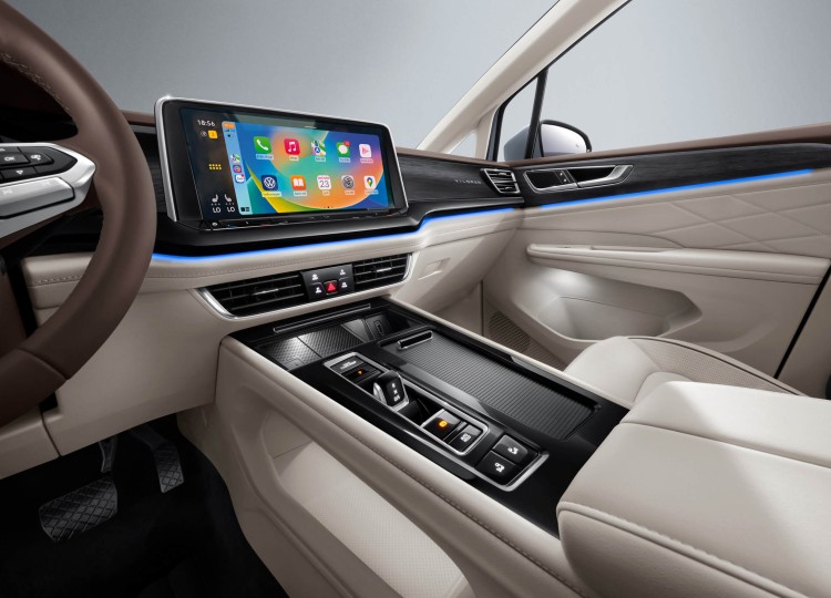 Volkswagen Viloran Luxury MPV 2.0L TSI - hộp số ly hợp kép DSG 7 cấp