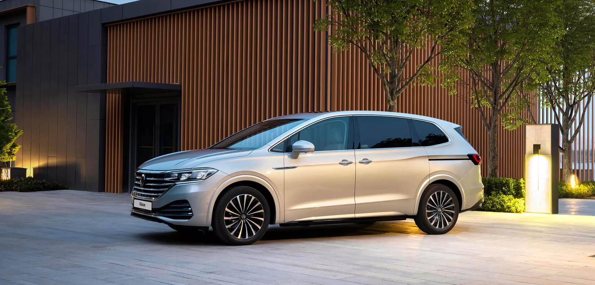 Volkswagen Viloran Luxury – Đỉnh cao MPV sang trọng cho doanh nhân thành đạt